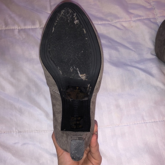 Grey High Heel Booties Women's 7 - Picture 2 of 4